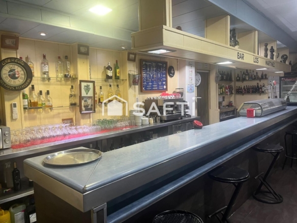 Imagen 1 de Bar en venta en Singuerlín– Listo para abrir