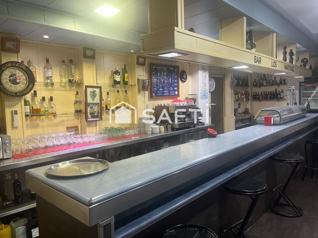 Imagen 1 de Bar en venta en Singuerlín– Listo para abrir