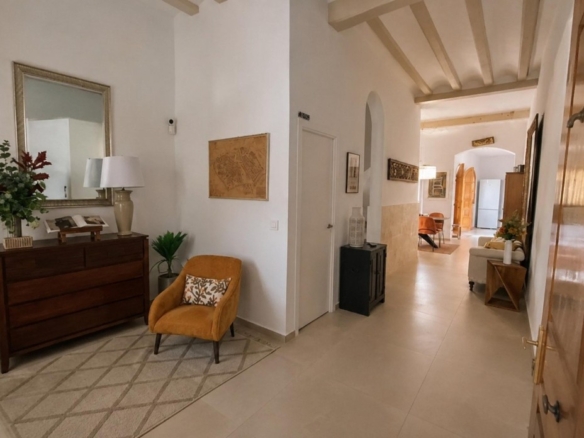 Imagen 1 de Una casa con alma en el corazón de Burriana