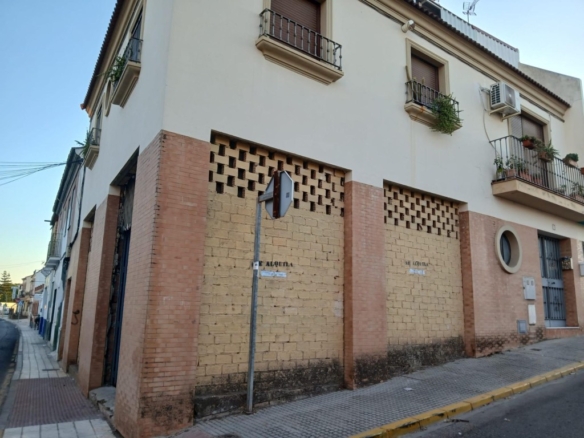 Imagen 1 de ¡GRAN OPORTUNIDAD DE INVERSIÓN O PROYECTO PERSONAL EN BOLLULLOS DE LA MITACIÓN!