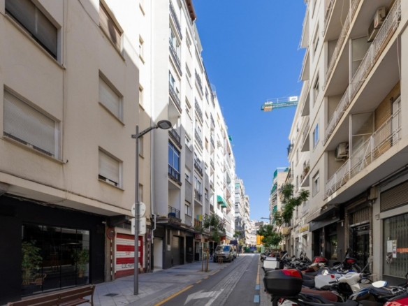 Imagen 2 de Piso en Venta en Granada Granada CENTRO