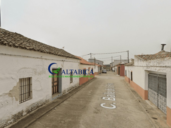 Imagen 1 de Casa-Chalet en Venta en San Bartolome De Las Abiertas Toledo