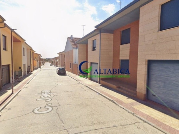 Imagen 2 de Casa-Chalet en Venta en Iscar Valladolid