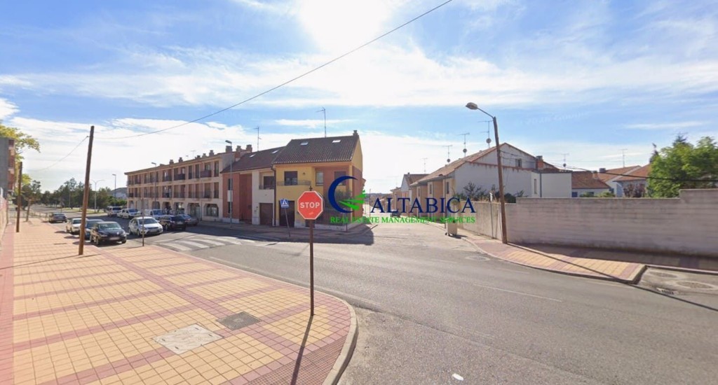 Imagen 1 de Casa-Chalet en Venta en Iscar Valladolid