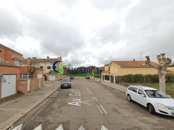 Imagen 1 de Casa-Chalet en Venta en Simancas Valladolid
