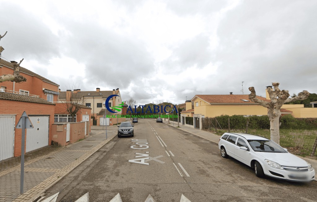 Imagen 1 de Casa-Chalet en Venta en Simancas Valladolid