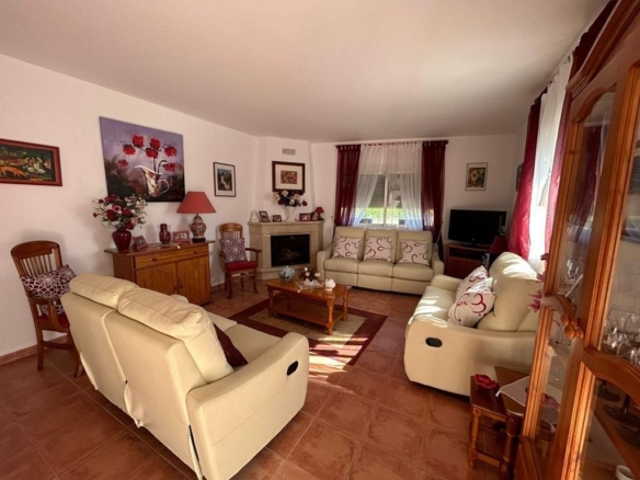 Imagen 3 de Casa-Chalet en Venta en Rafol de Almunia Alicante