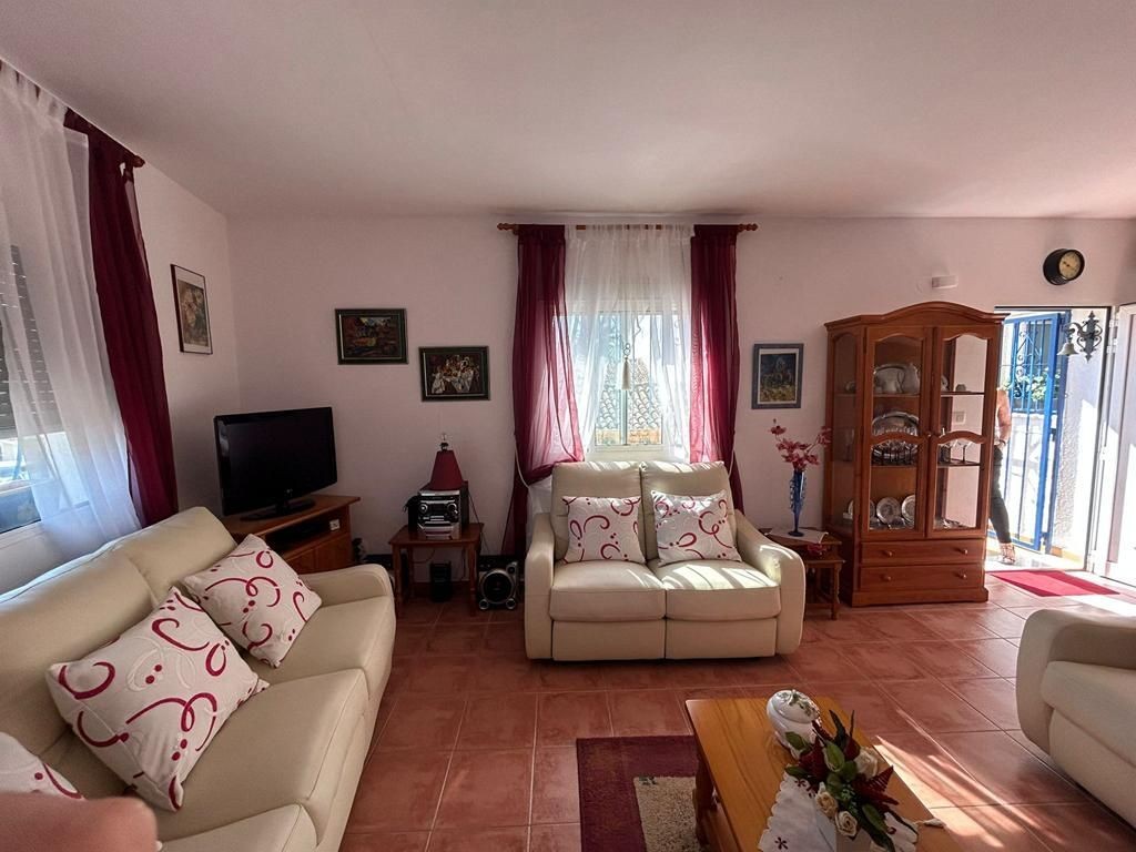 Imagen 4 de Casa-Chalet en Venta en Rafol de Almunia Alicante