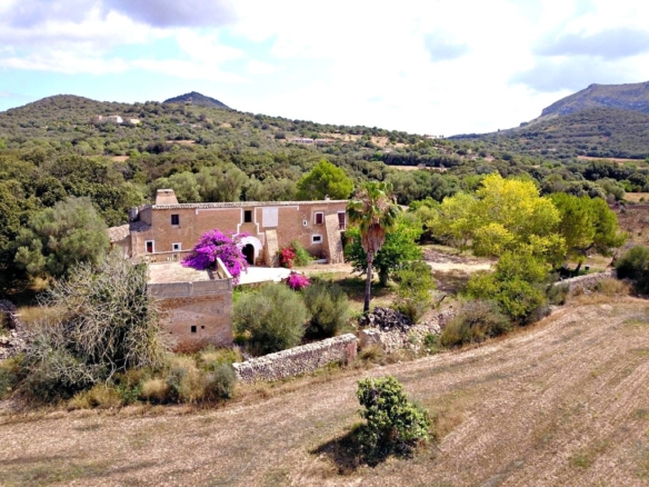 Imagen 3 de Casa de campo-Masía en Venta en Manacor Baleares