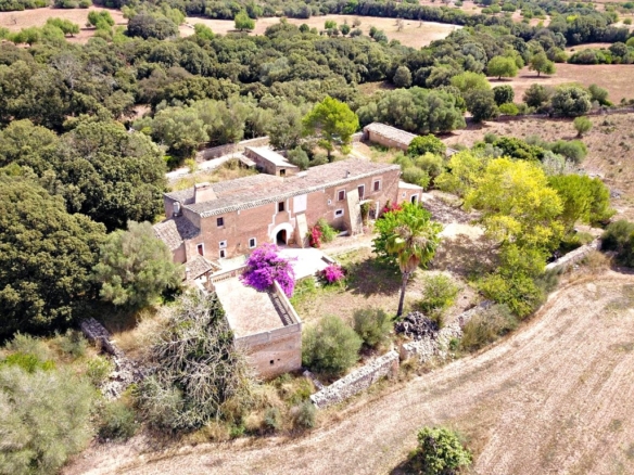 Imagen 4 de Casa de campo-Masía en Venta en Manacor Baleares