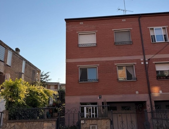Imagen 3 de ¿Buscas una casa donde tener espacio de verdad para disfrutar? Esta puede sorprenderte.
