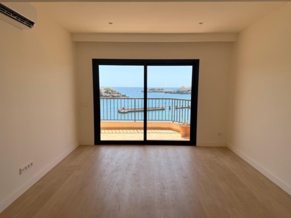 Imagen 1 de PISO EN PRIMERA LINEA DE MAR