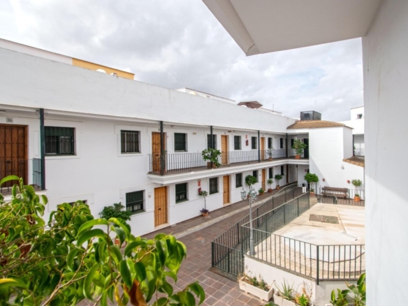 Imagen 1 de Bonito Dúplex en Sanlúcar La Mayor con dos terrazas