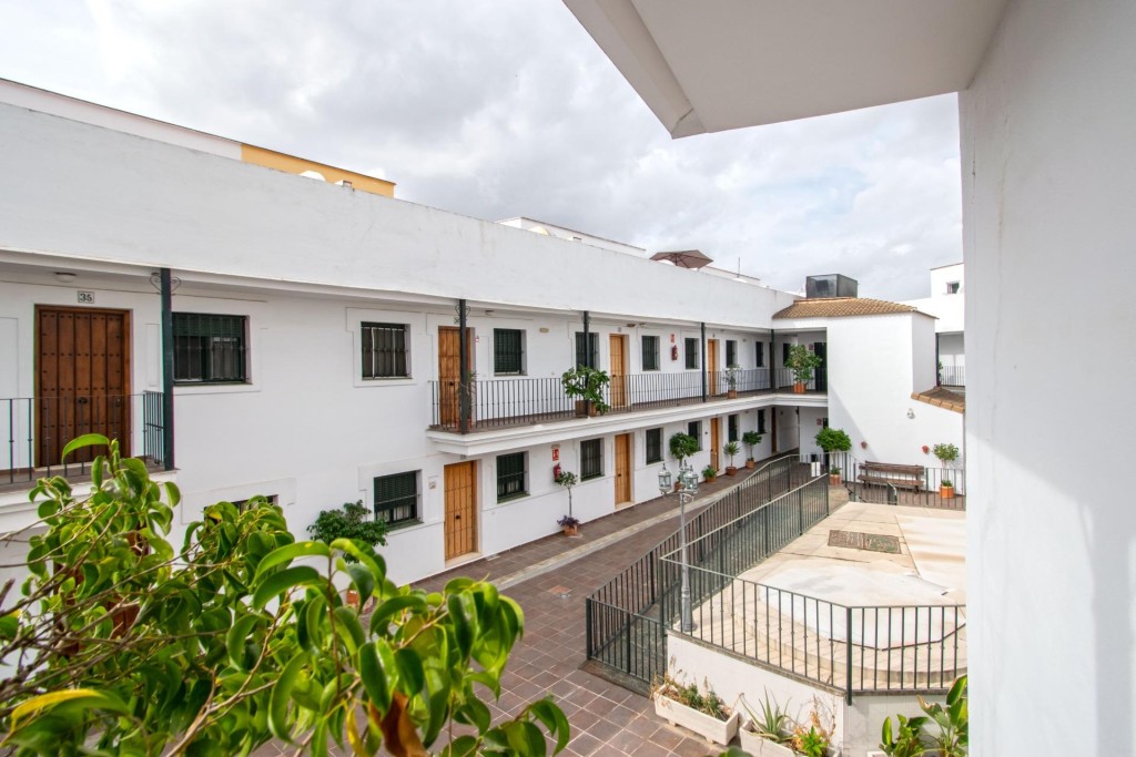 Imagen 1 de Bonito Dúplex en Sanlúcar La Mayor con dos terrazas