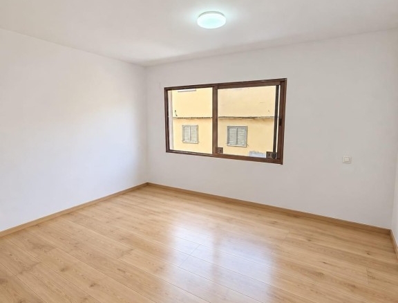 Imagen 2 de Apartamento de 2 dormitorios con plaza de parking en Cabo Blanco
