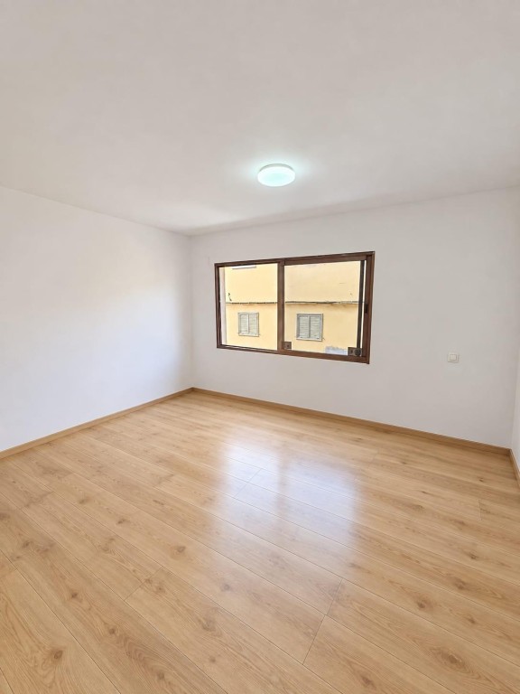 Imagen 2 de Apartamento de 2 dormitorios con plaza de parking en Cabo Blanco