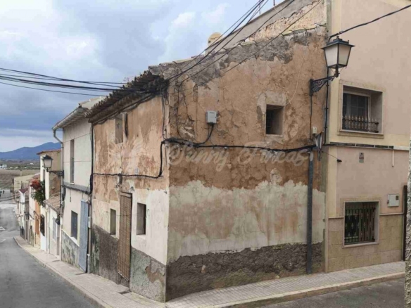Imagen 2 de Casa de pueblo en Venta en Pinoso Alicante