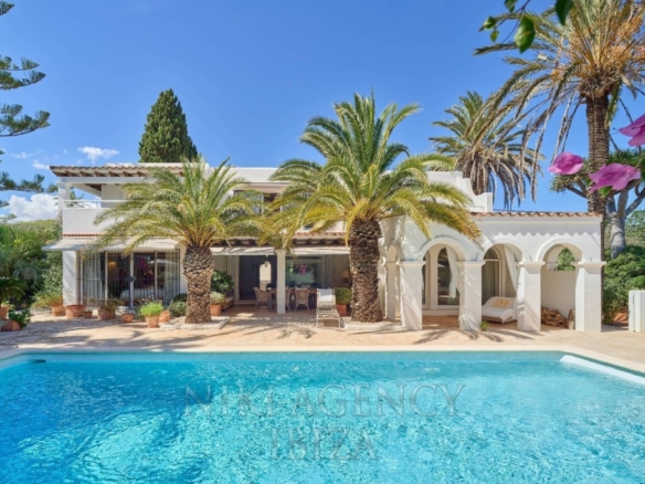 Imagen 1 de Casa-Chalet en Venta en Santa Eularia Des Riu Baleares