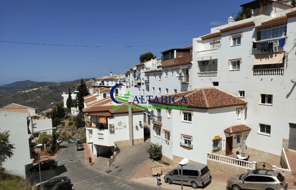 Imagen 2 de Casa de campo-Masía en Venta en Competa Málaga