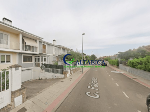 Imagen 1 de Casa-Chalet en Venta en Santa Marta De Tormes Salamanca