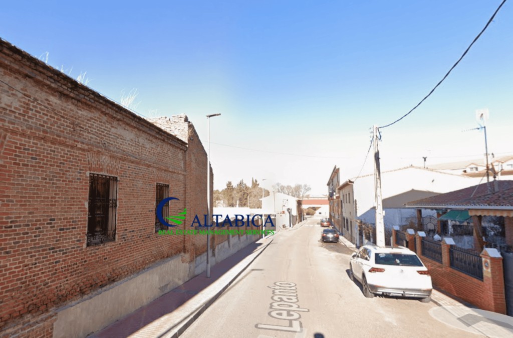 Imagen 1 de Nave industrial en Venta en Casarrubios Del Monte Toledo