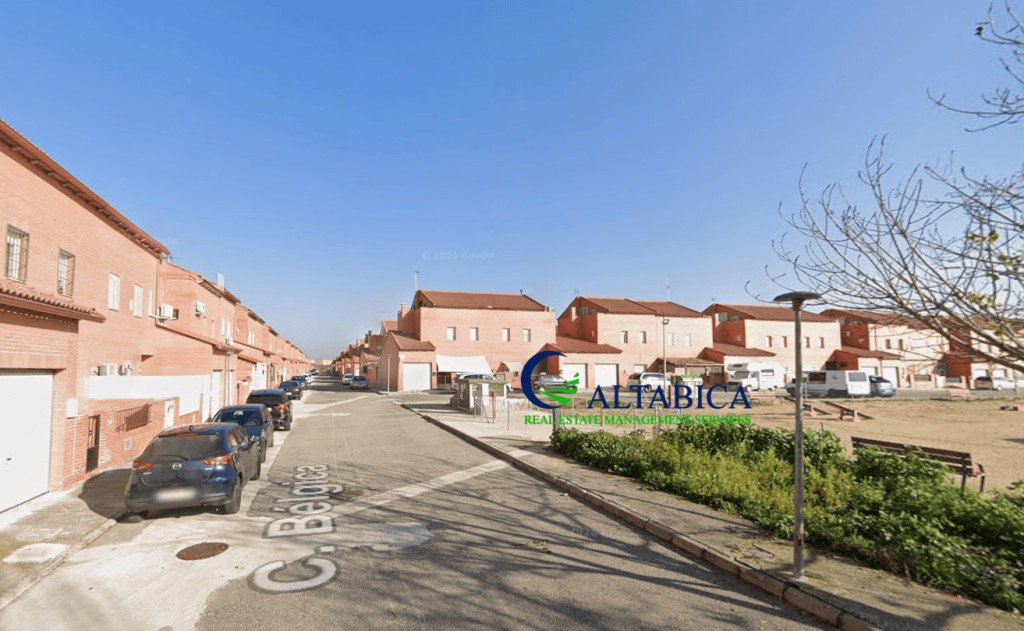 Imagen 2 de Casa-Chalet en Venta en Chozas De Canales Toledo