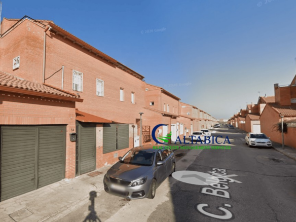 Imagen 1 de Casa-Chalet en Venta en Chozas De Canales Toledo