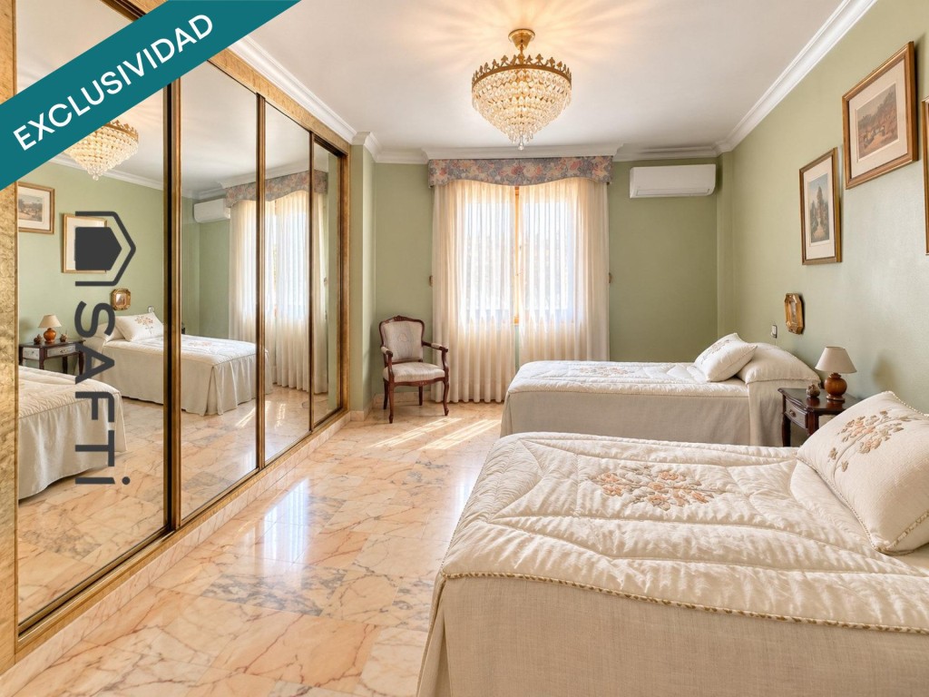 Imagen 2 de Gran vivienda en Armilla junto al metro