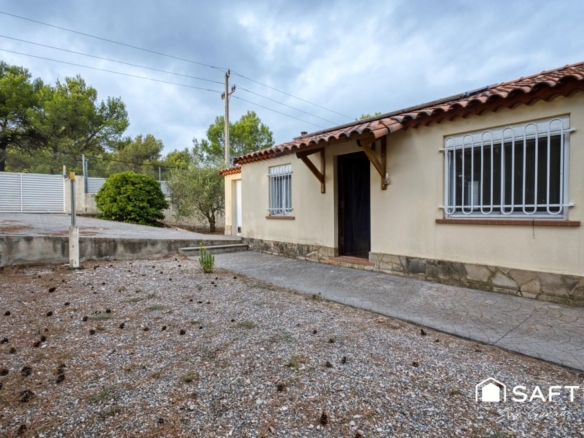 Imagen 4 de Casa con potencial ubicada en parcela 1000 m² Querol