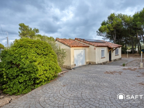 Imagen 1 de Casa con potencial ubicada en parcela 1000 m² Querol