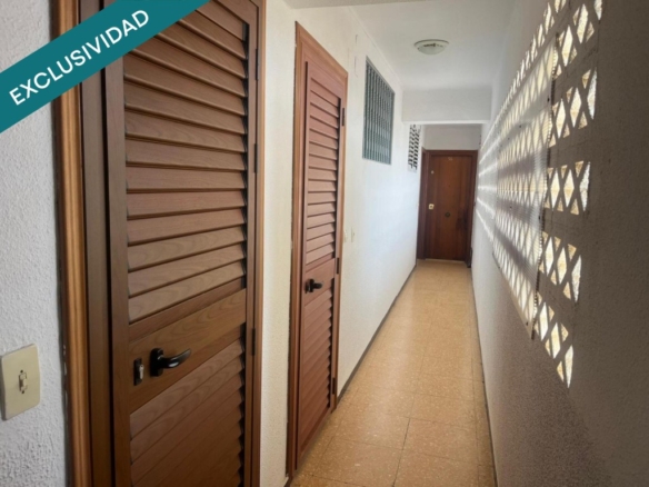 Imagen 2 de Apartamento con vistas al mar a 200 metros de la playa - Pobla de Farnals