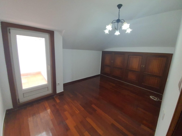 Imagen 4 de SE VENDE ÁTICO CON VISTAS AL MAR EN BAIO - PONTEVEDRA
