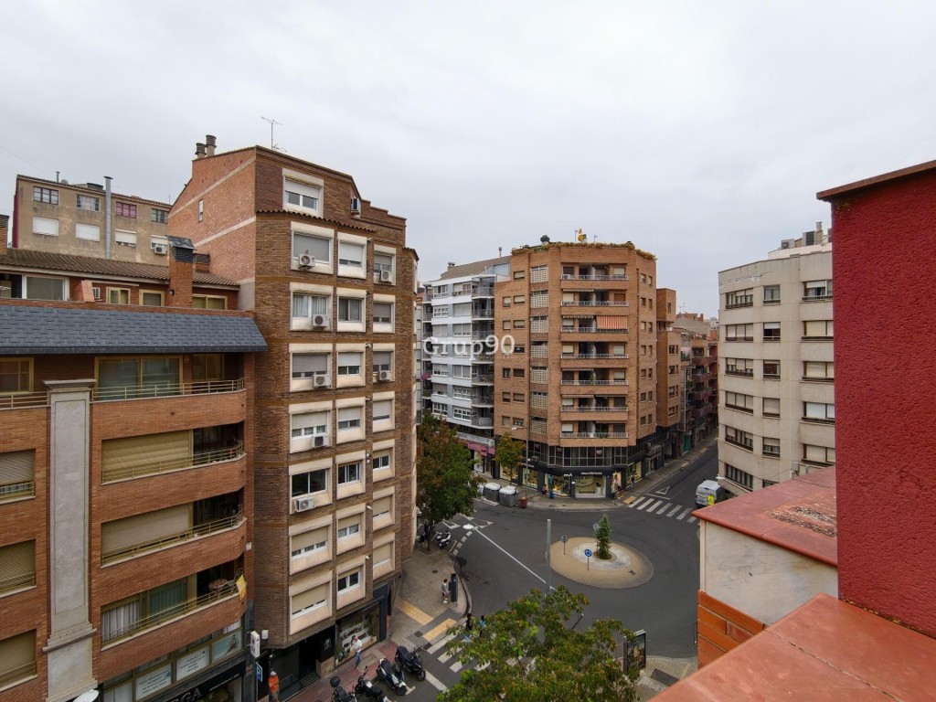 Imagen 2 de ÁTICO DÚPLEX CON TERRAZA PRIVADA JUNTO A RICARD VINYES