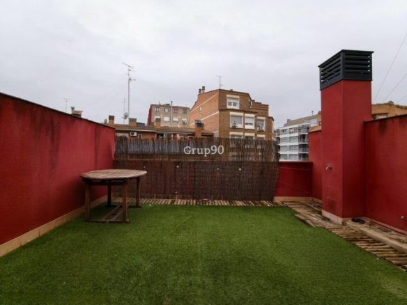 Imagen 1 de ÁTICO DÚPLEX CON TERRAZA PRIVADA JUNTO A RICARD VINYES