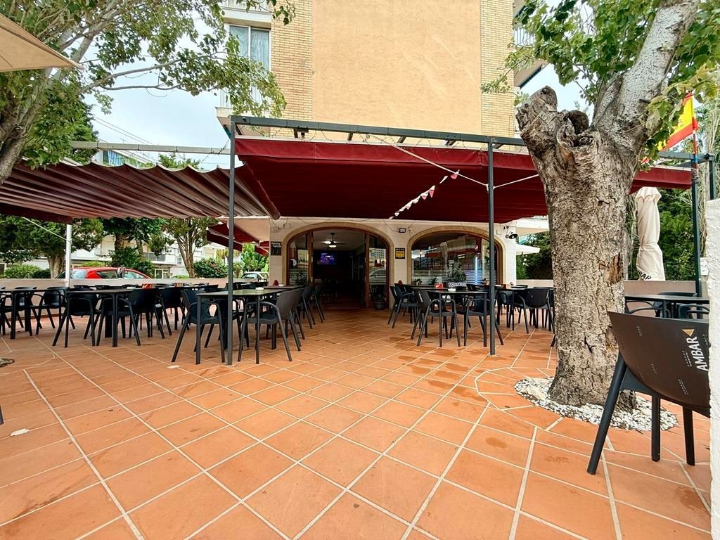 Imagen 2 de Local comercial en Venta en Denia Alicante