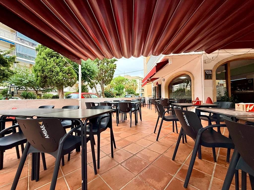 Imagen 3 de Local comercial en Venta en Denia Alicante