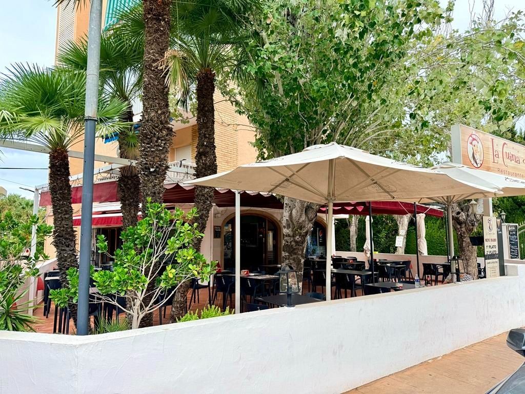 Imagen 4 de Local comercial en Venta en Denia Alicante