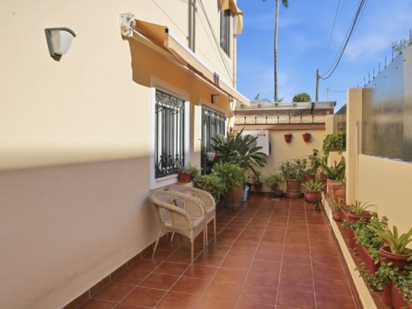 Imagen 3 de Casa-Chalet en Venta en Arroyo De La Miel Málaga