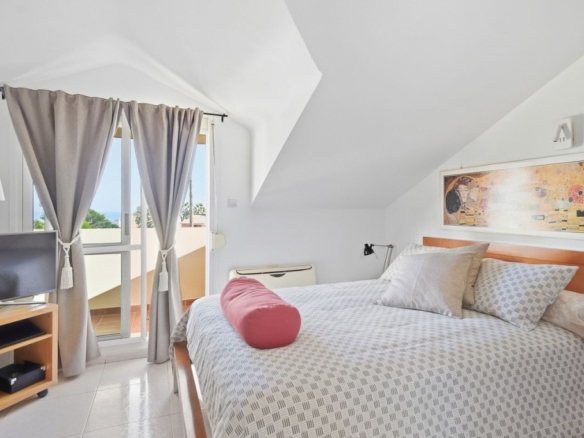 Imagen 4 de Casa-Chalet en Venta en Arroyo De La Miel Málaga
