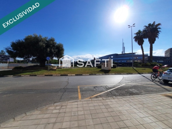 Imagen 3 de Presentamos un bajo comercial a pie de calle.