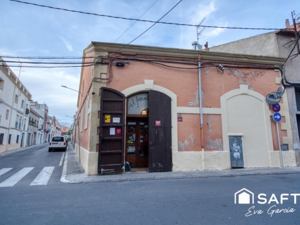 Imagen 2 de Un edificio entero por 380.000€ en Vilafranca del Penedès con potencial para 6 viviendas
