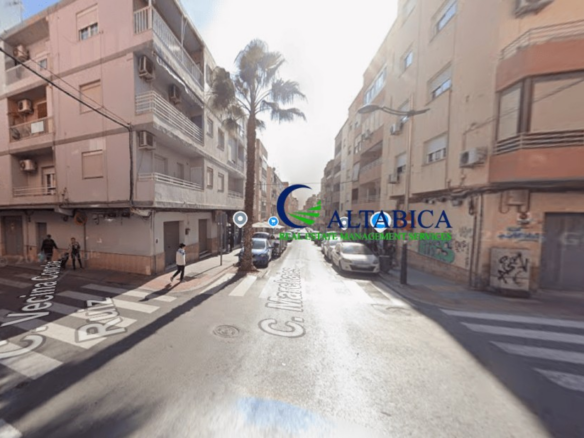 Imagen 1 de Piso en Venta en Almería Almería