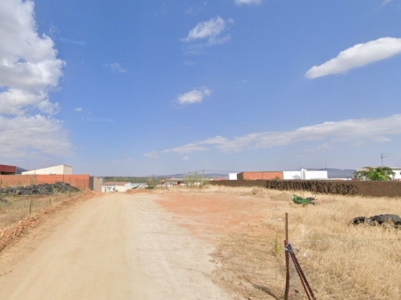 Imagen 1 de Parcela en Venta en Monterrubio De La Serena Badajoz