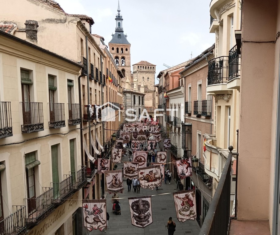 po-1276794-imagen - El Club del Propietario Imagen 1 de En el casco histórico de Segovia