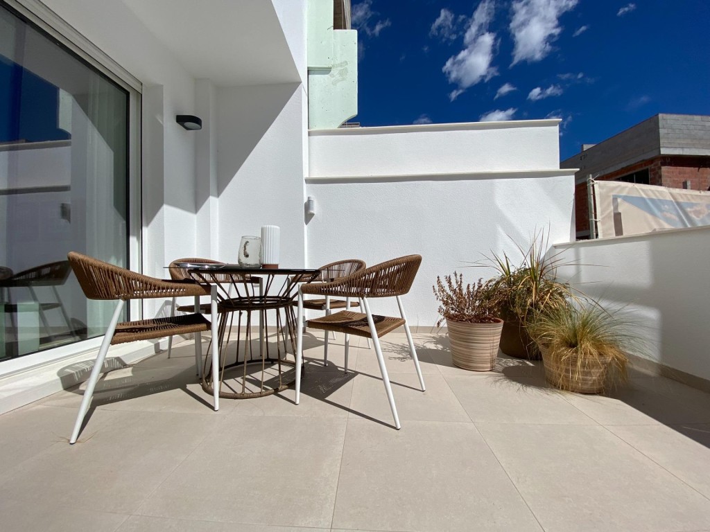 Imagen 4 de Bungalows de nueva construcción en Pilar de la Horadada con piscina y cerca de la playa