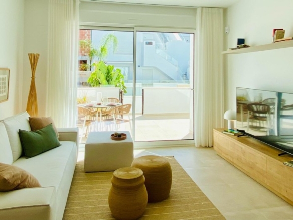 Imagen 1 de Bungalows de nueva construcción en Pilar de la Horadada con piscina y cerca de la playa