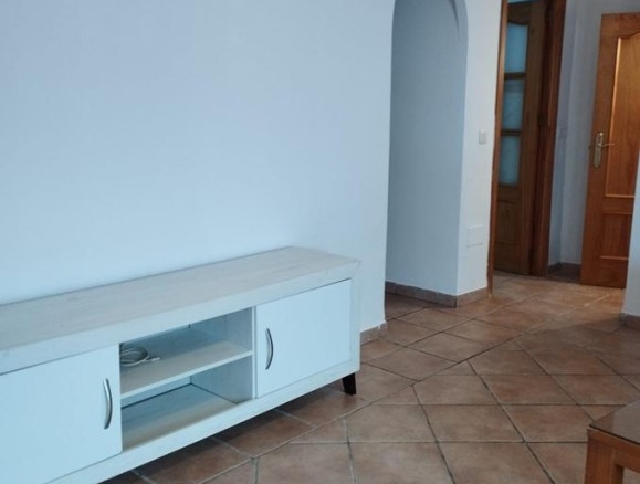 Imagen 1 de APARTAMENTO BAJO DE 1 DORMITORIO CERCA DEL MAR EN ZONA CENTRO
