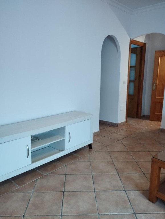 Imagen 1 de APARTAMENTO BAJO DE 1 DORMITORIO CERCA DEL MAR EN ZONA CENTRO