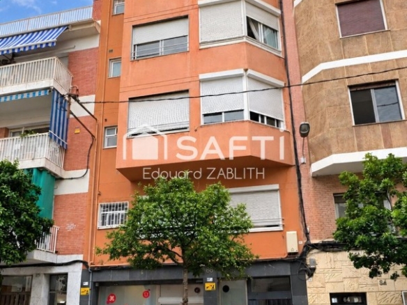Imagen 1 de Local en rentabilidad cerca de Metro Maragall