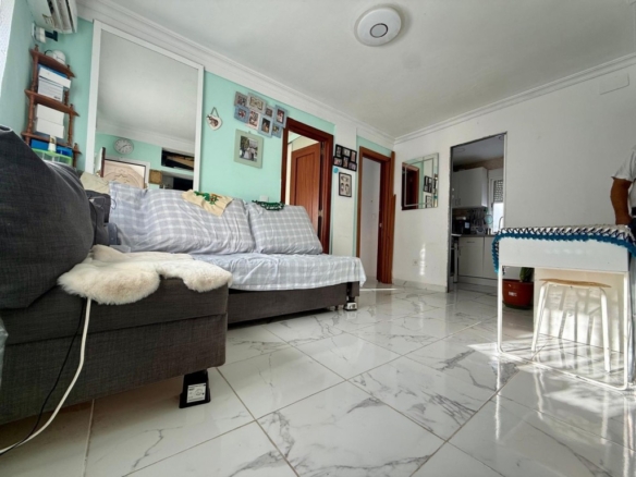 Imagen 2 de ¡Atención inversores y compradores! Vivienda en venta en c/ Perdiz
